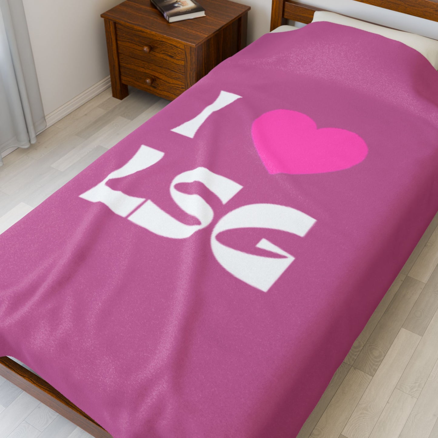 I <3 LSG Plush Blanket- Pink