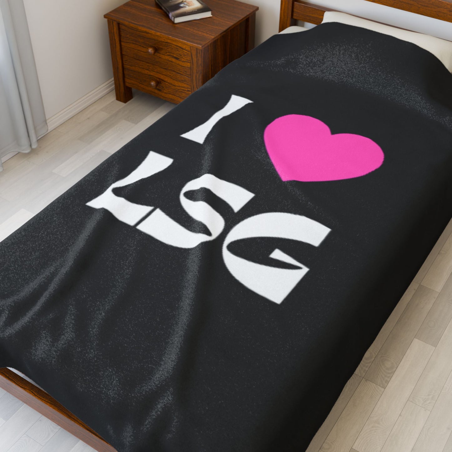 I <3 LSG Plush Blanket- Black